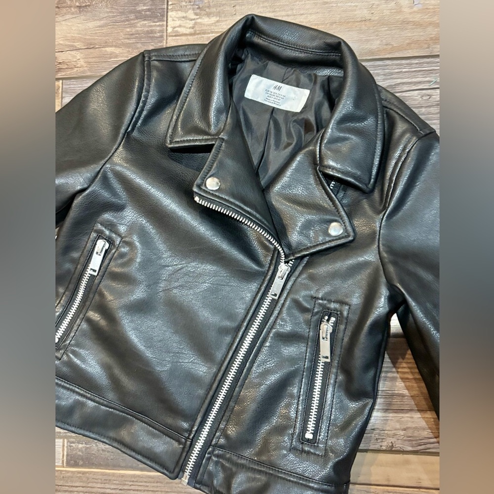 H & M black faux leather jacket girl size 6 - Picture 3 of 5